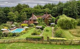 The Limes Country House With Heated Pool & Hot Tub